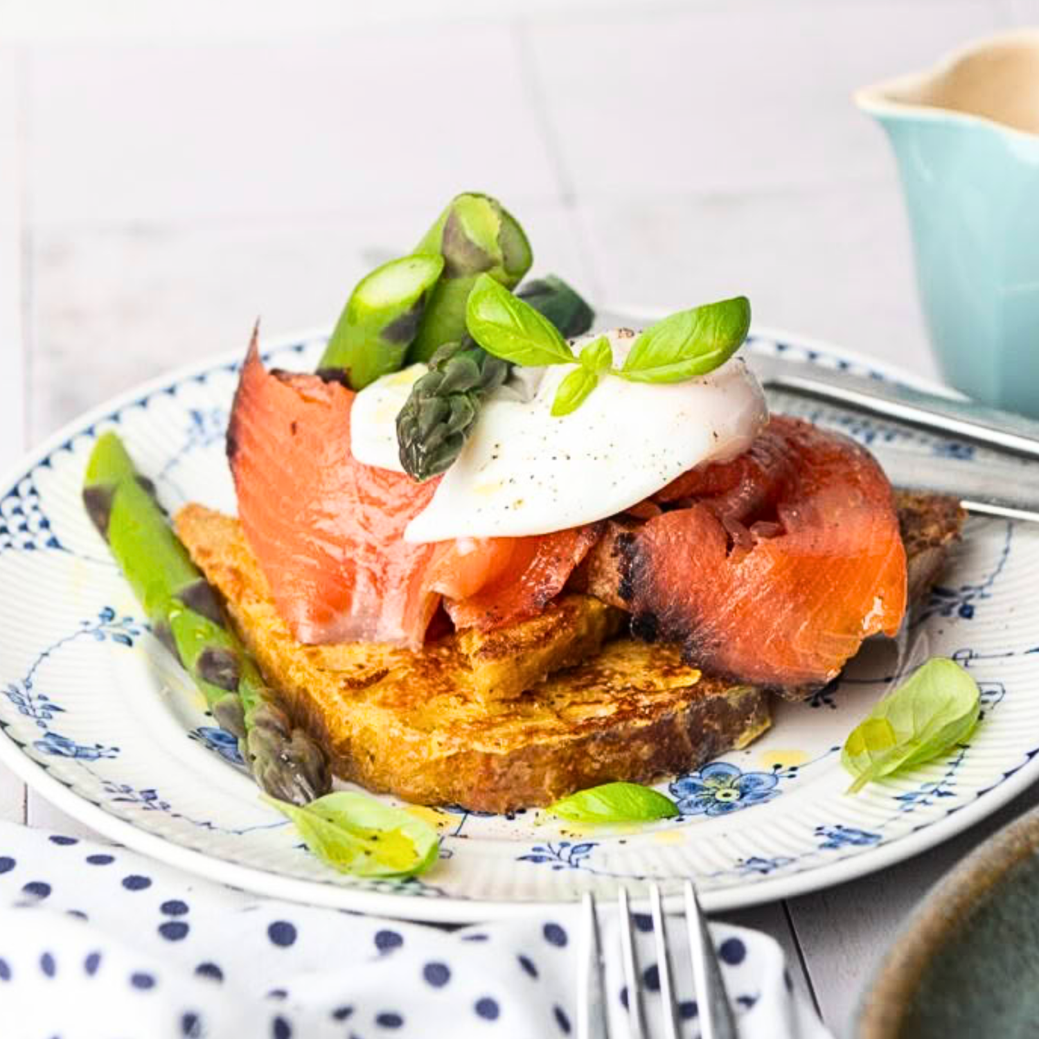 Frozen Aoraki NZ King Blackcurrant &amp; Kamahi Honey Cold Smoked Salmon 100g